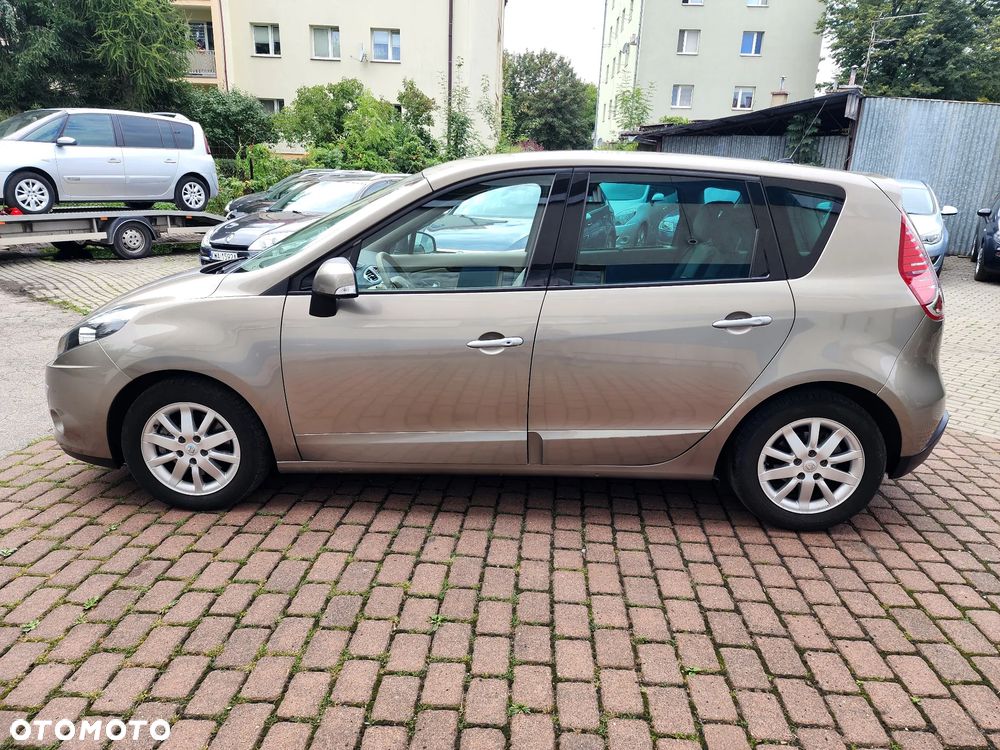 Renault Scenic 2.0 16V Privilege CVT Euro5 - 9