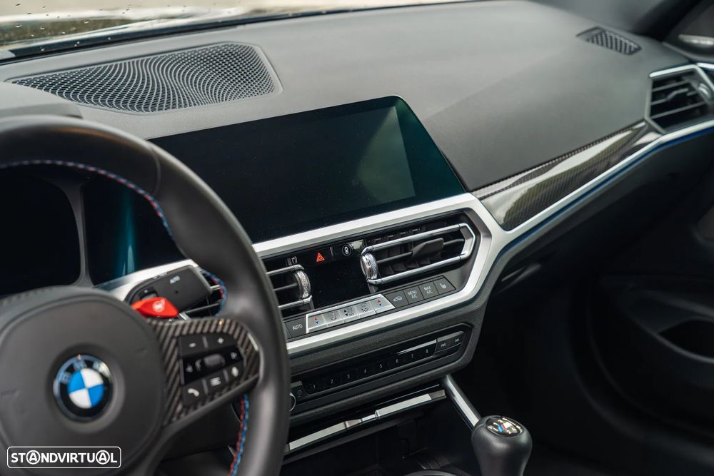 BMW M4 Pack 50 anos M - 19