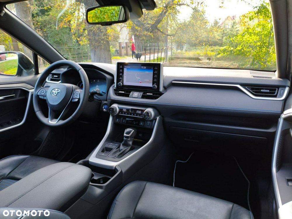 Toyota RAV4 - 14