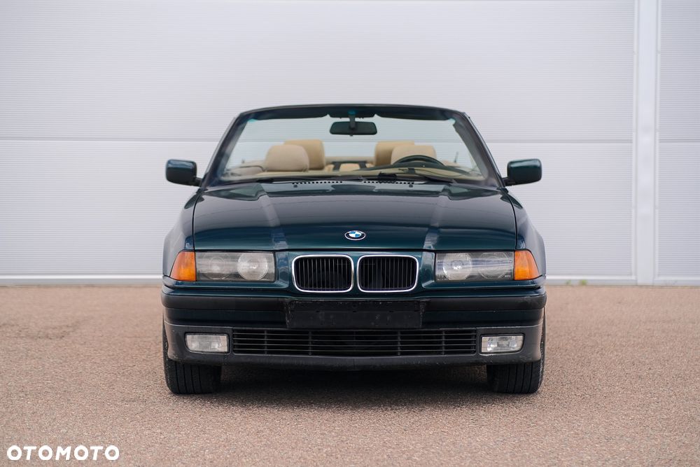 BMW Seria 3 - 35