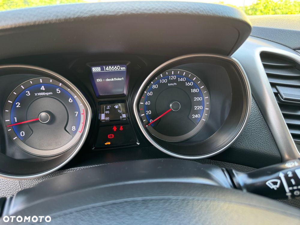 Hyundai i30 blue 1.4 Trend - 22