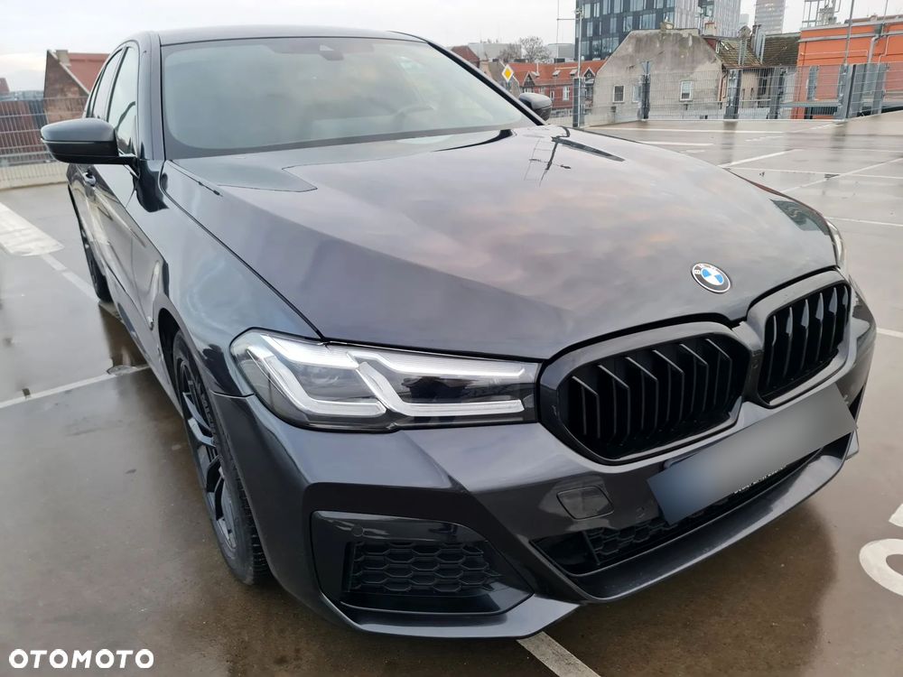 BMW Seria 5 520d xDrive M Sport sport - 2