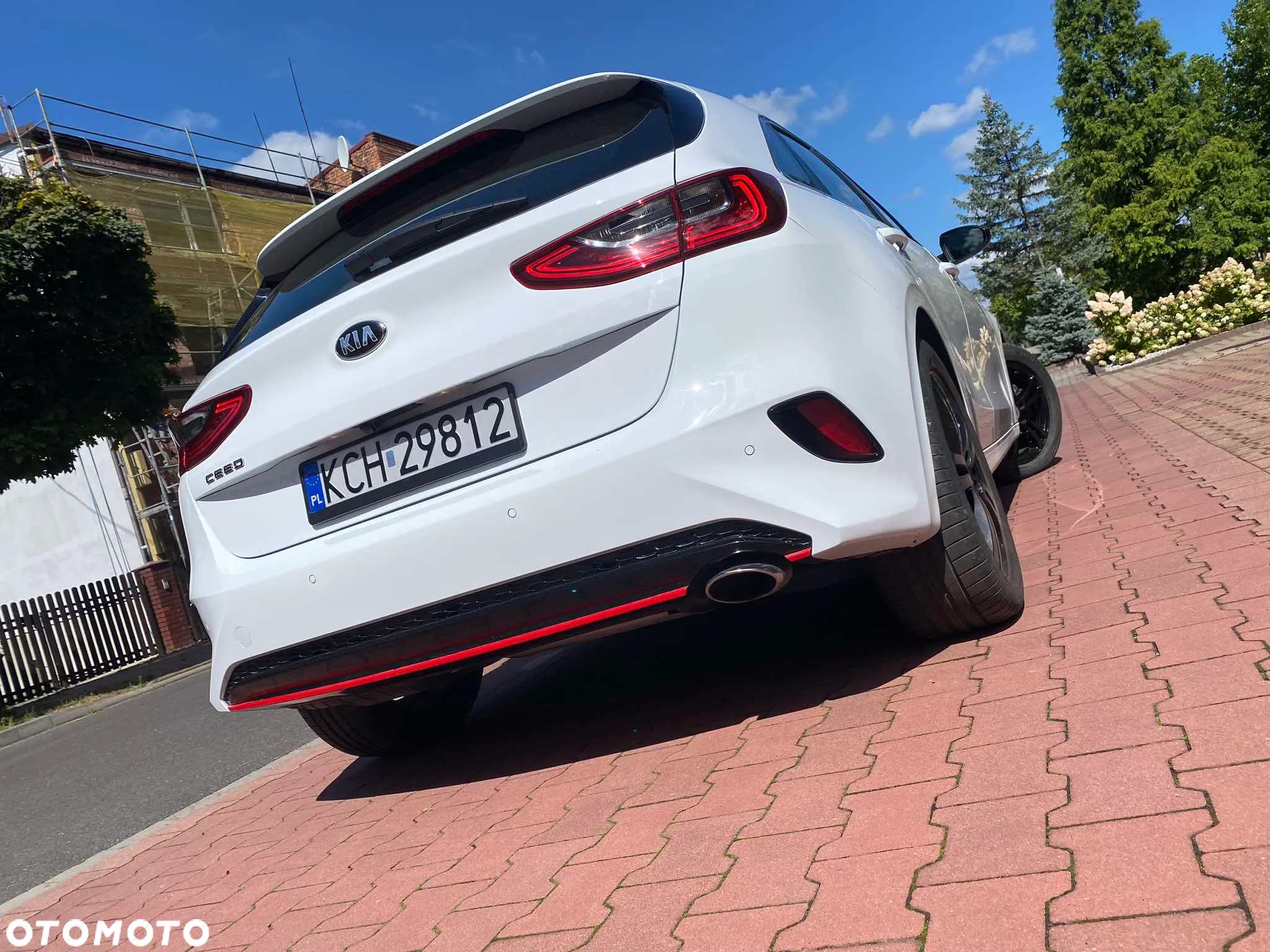Kia Ceed - 14