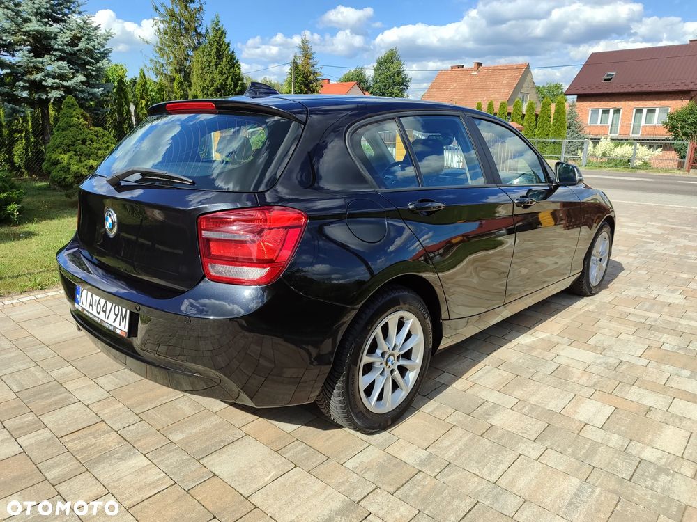 BMW Seria 1 116d Sport Line - 4