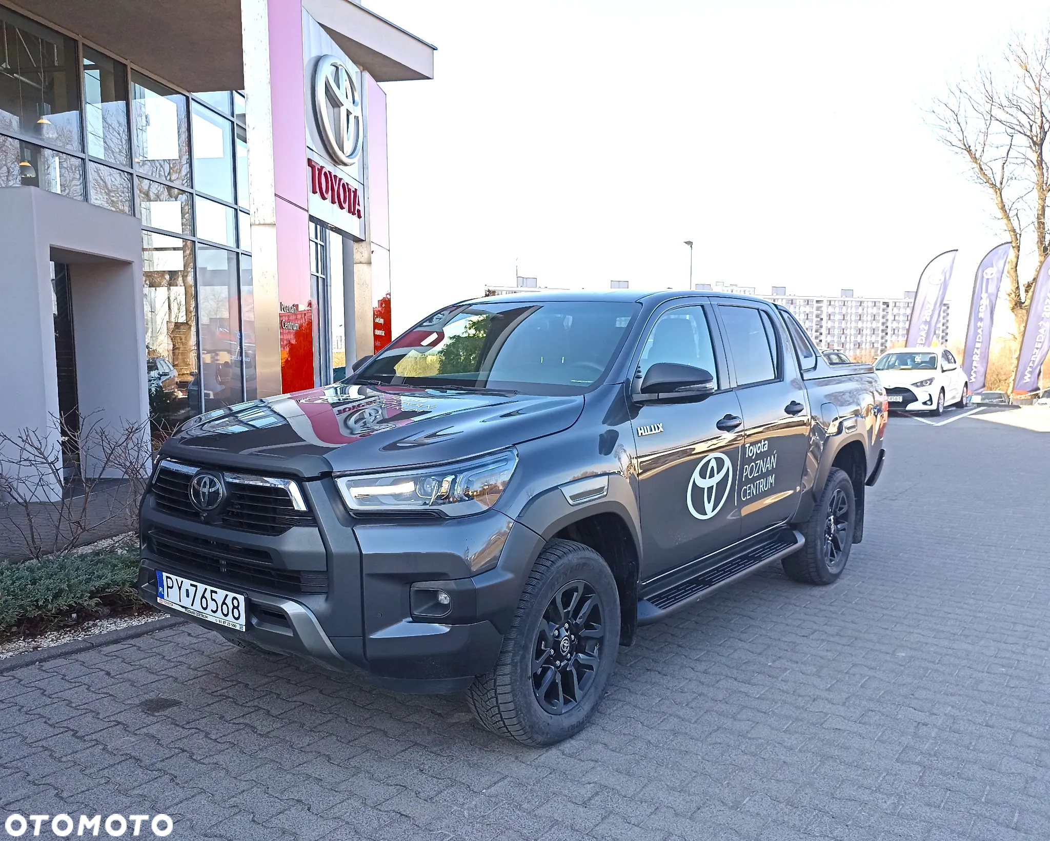 Toyota Hilux 2.8 D-4D Double Cab Invincible Sport 4x4