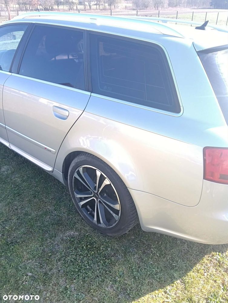 Audi A4 Avant 2.0 TDI DPF quattro - 20