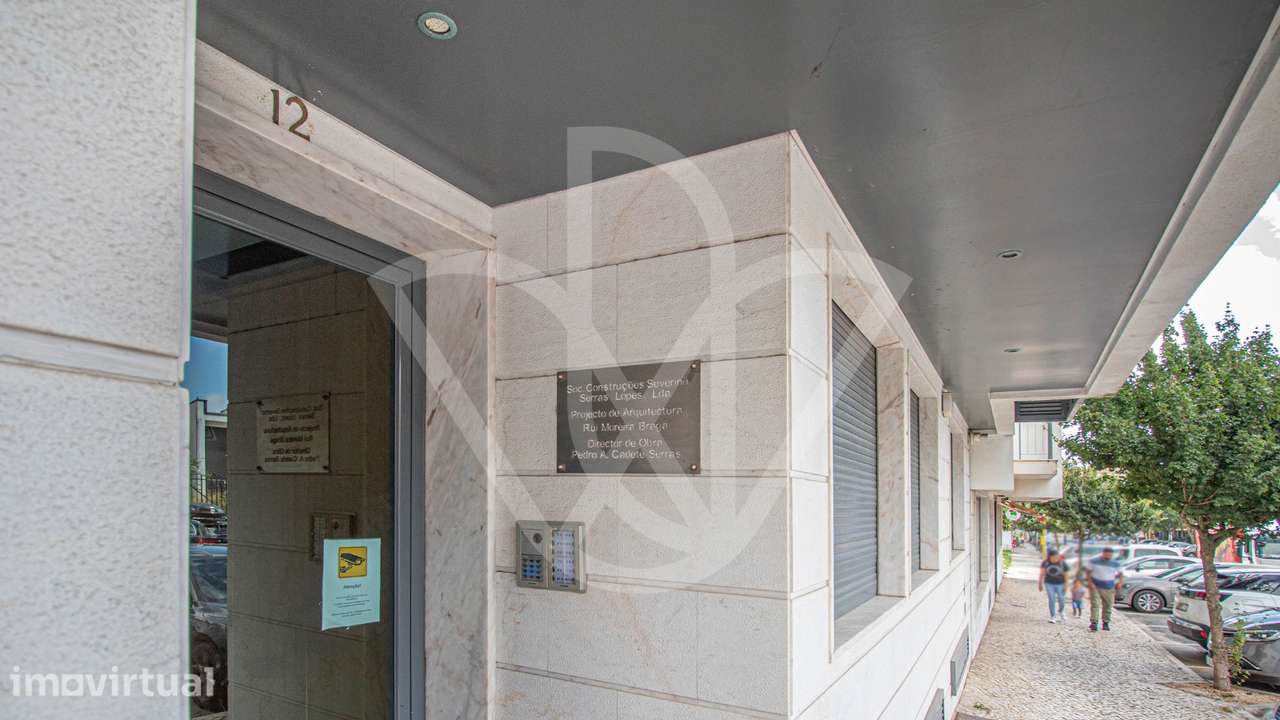 Apartamento T2 com Garagem Box | Novo Bairro da Atalaia – Amadora - Grande imagem: 4/30