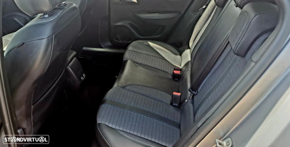 Peugeot e-2008 50 kWh Allure Pack - 35