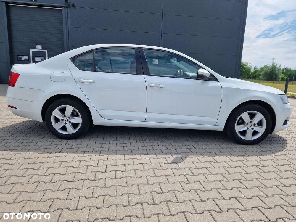 Skoda Octavia 1.5 TSI ACT Ambition - 10