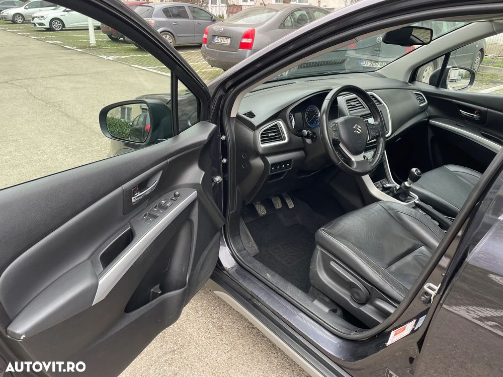 Suzuki S-Cross 1.6 DDIS 4x4 limited+ - 16