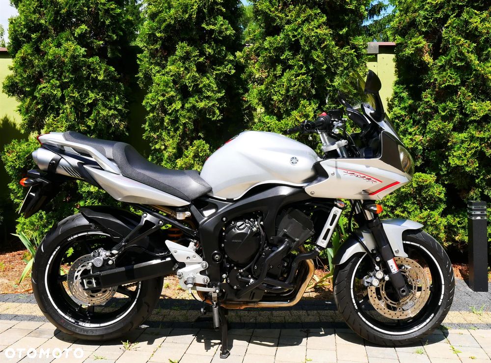 Yamaha FZ6 - 8