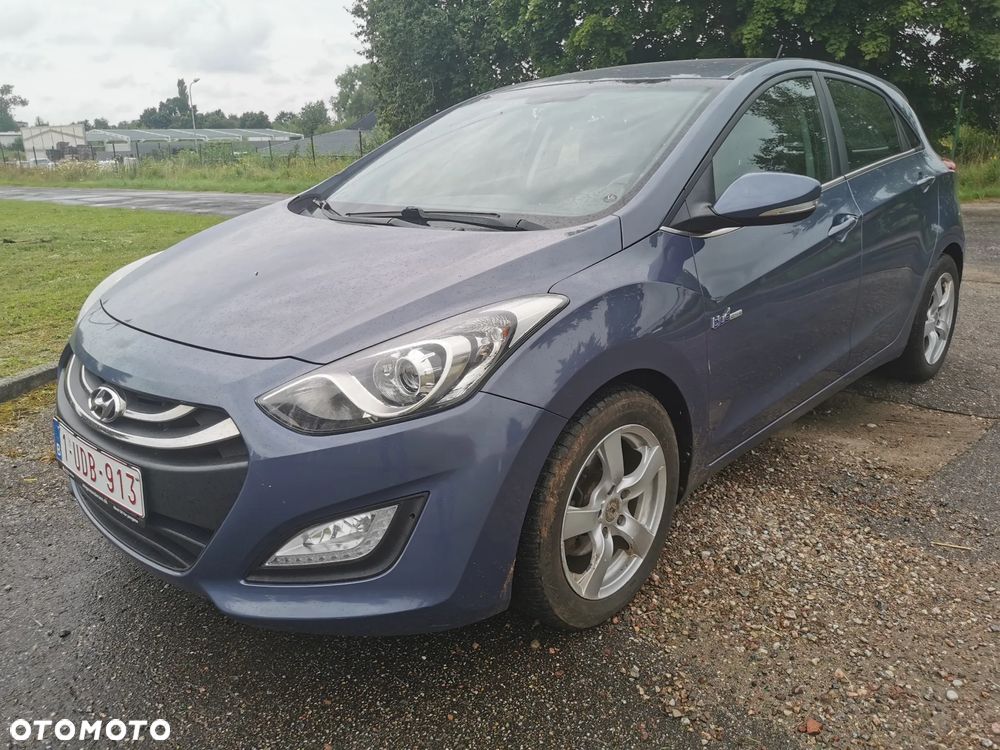 Hyundai i30 1.6 CRDI Trend - 1