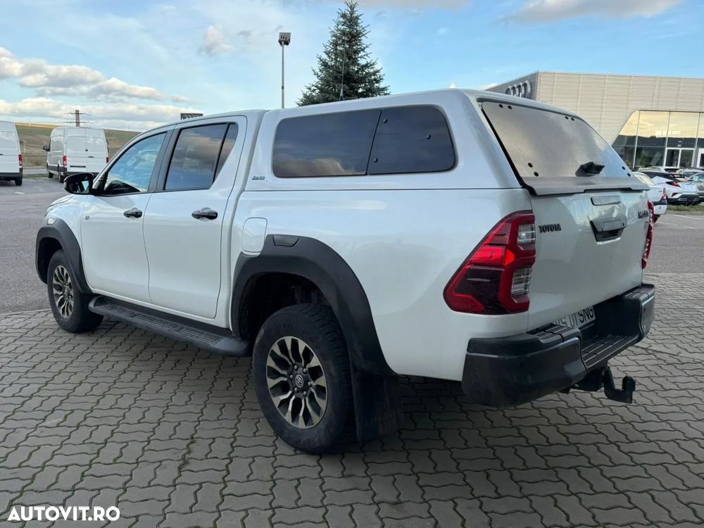 Toyota Hilux 2.8D 204CP 4x4 Double Cab AT GR Sport - 6