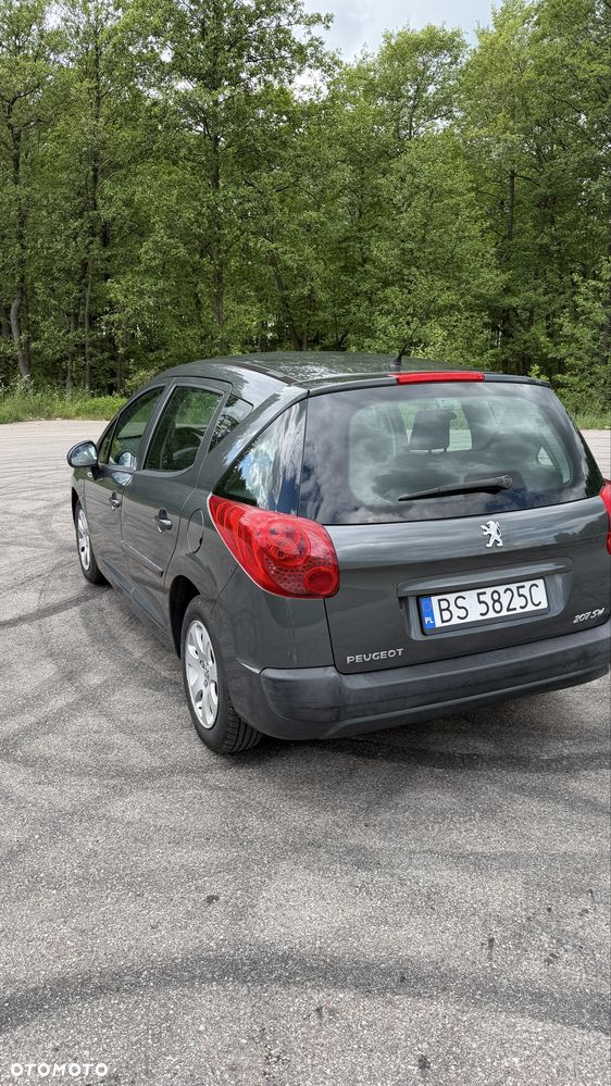 Peugeot 207 - 4