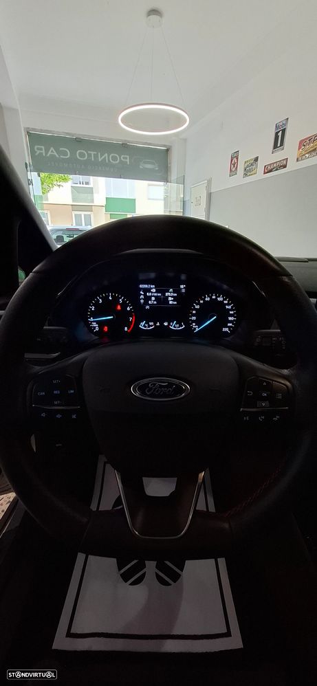 Ford Fiesta 1.0 EcoBoost ST-Line X - 18