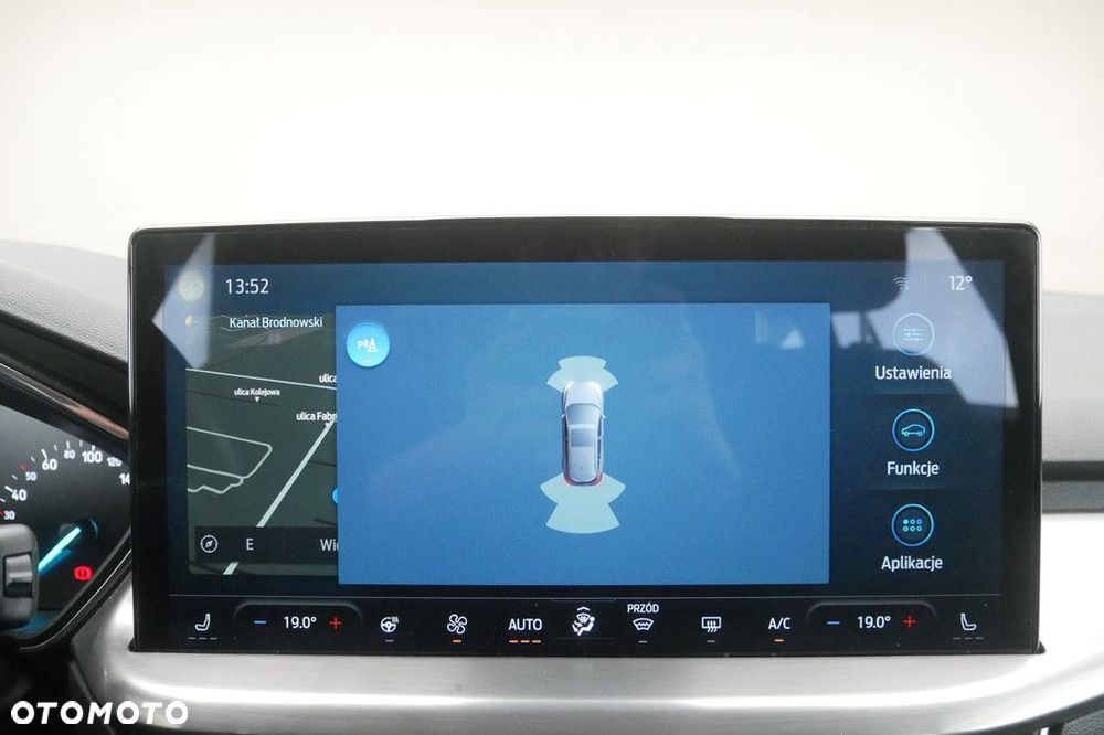 Ford Focus 1.0 EcoBoost Titanium - 17