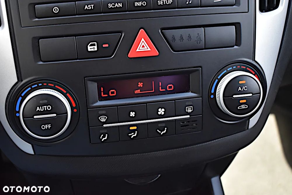 Kia Ceed - 21