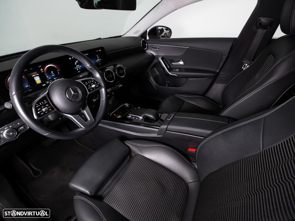 Mercedes-Benz CLA 250 e Shooting Brake 8G-DCT Progressive - 7