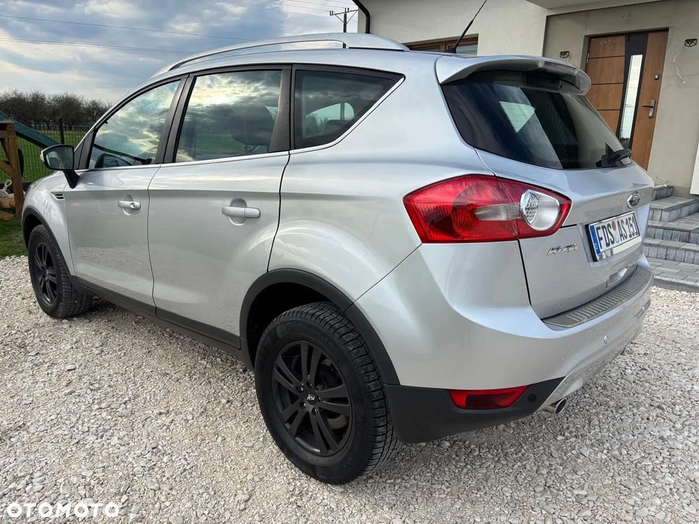 Ford Kuga 2.0 TDCi 4x4 Titanium - 22