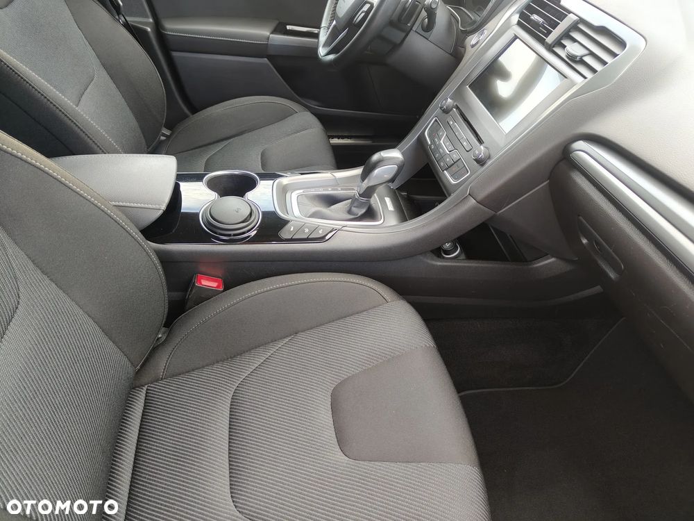 Ford Mondeo - 27