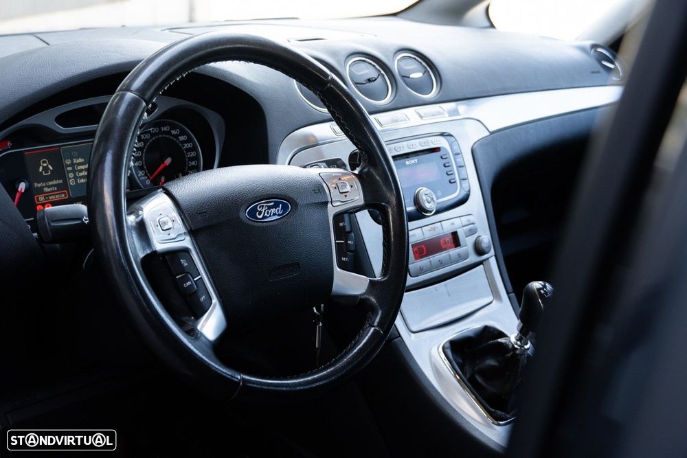 Ford S-Max 1.8 TDCi Titanium 7L - 10