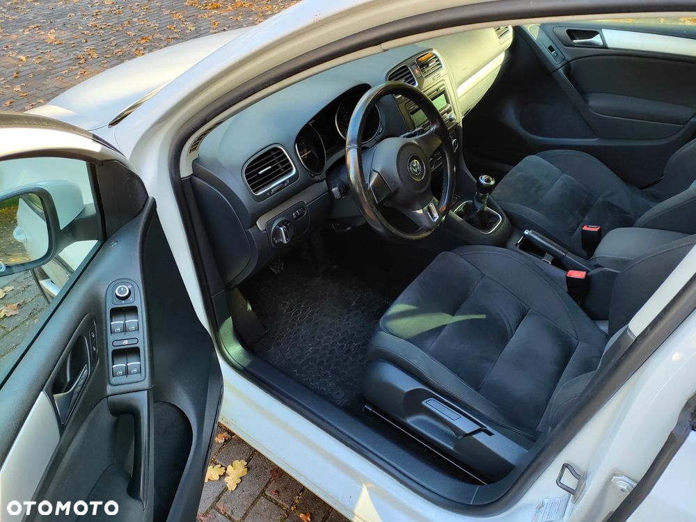 Volkswagen Golf VI 2.0 TDI Highline - 4