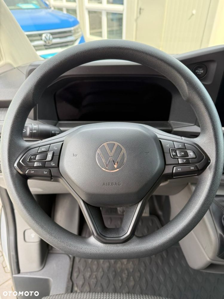 Volkswagen Transporter - 14