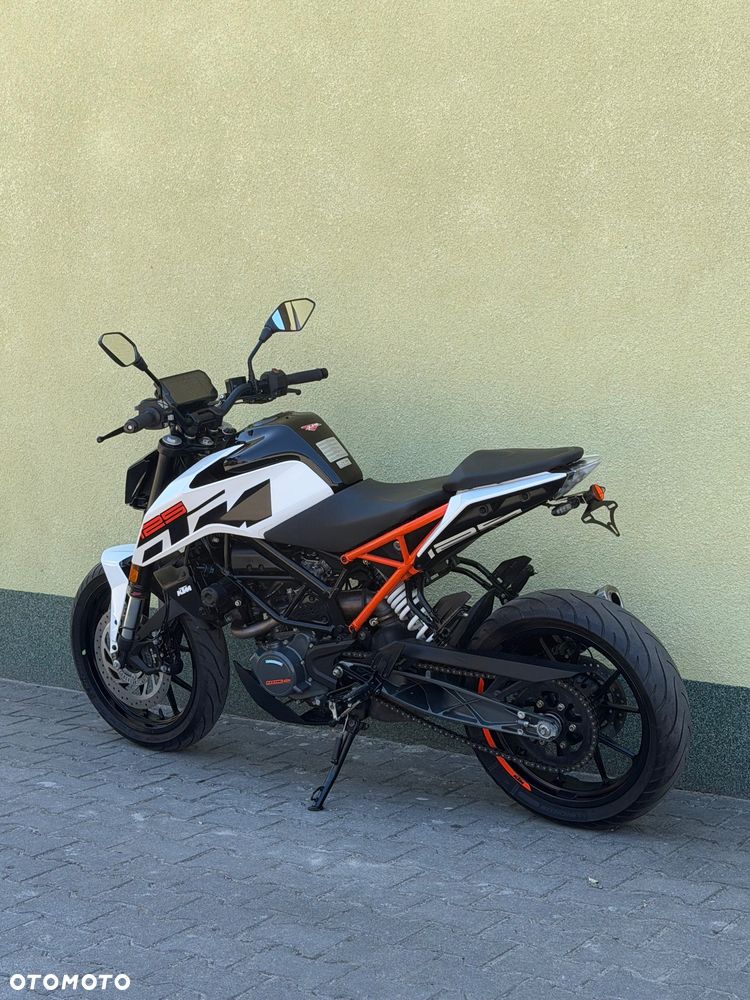 KTM Duke 125 - 18