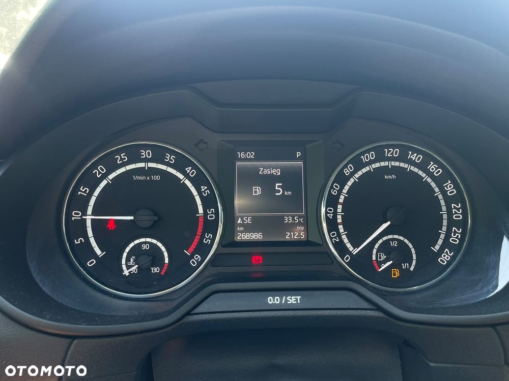 Skoda Octavia 2.0 TDI RS DSG - 21