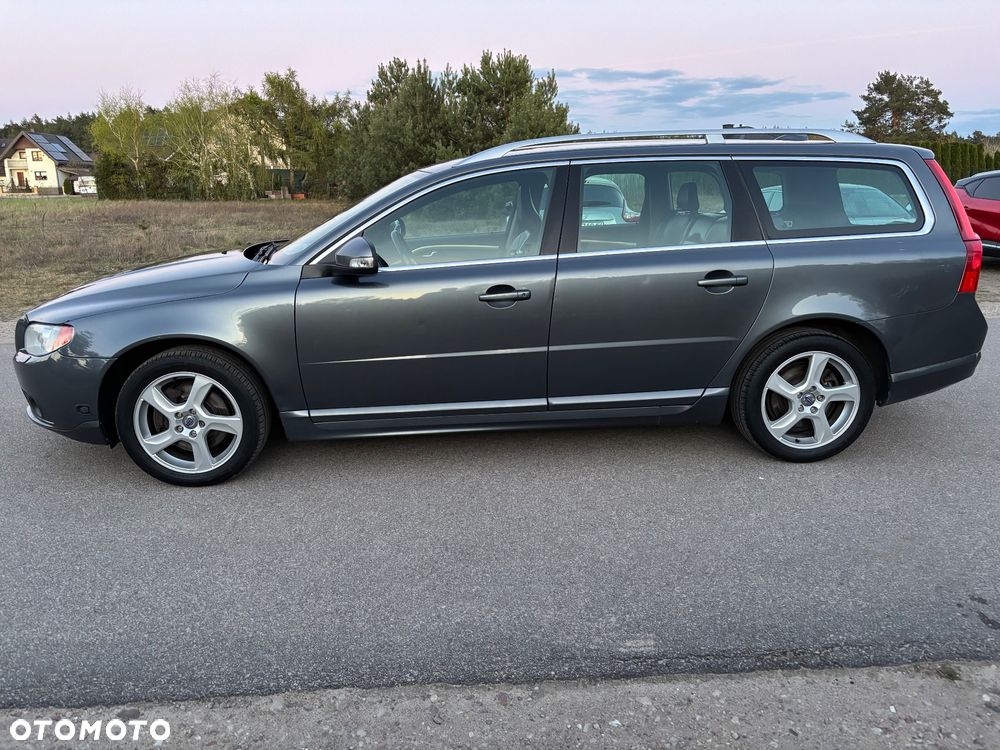 Volvo V70 2.5T Summum - 3