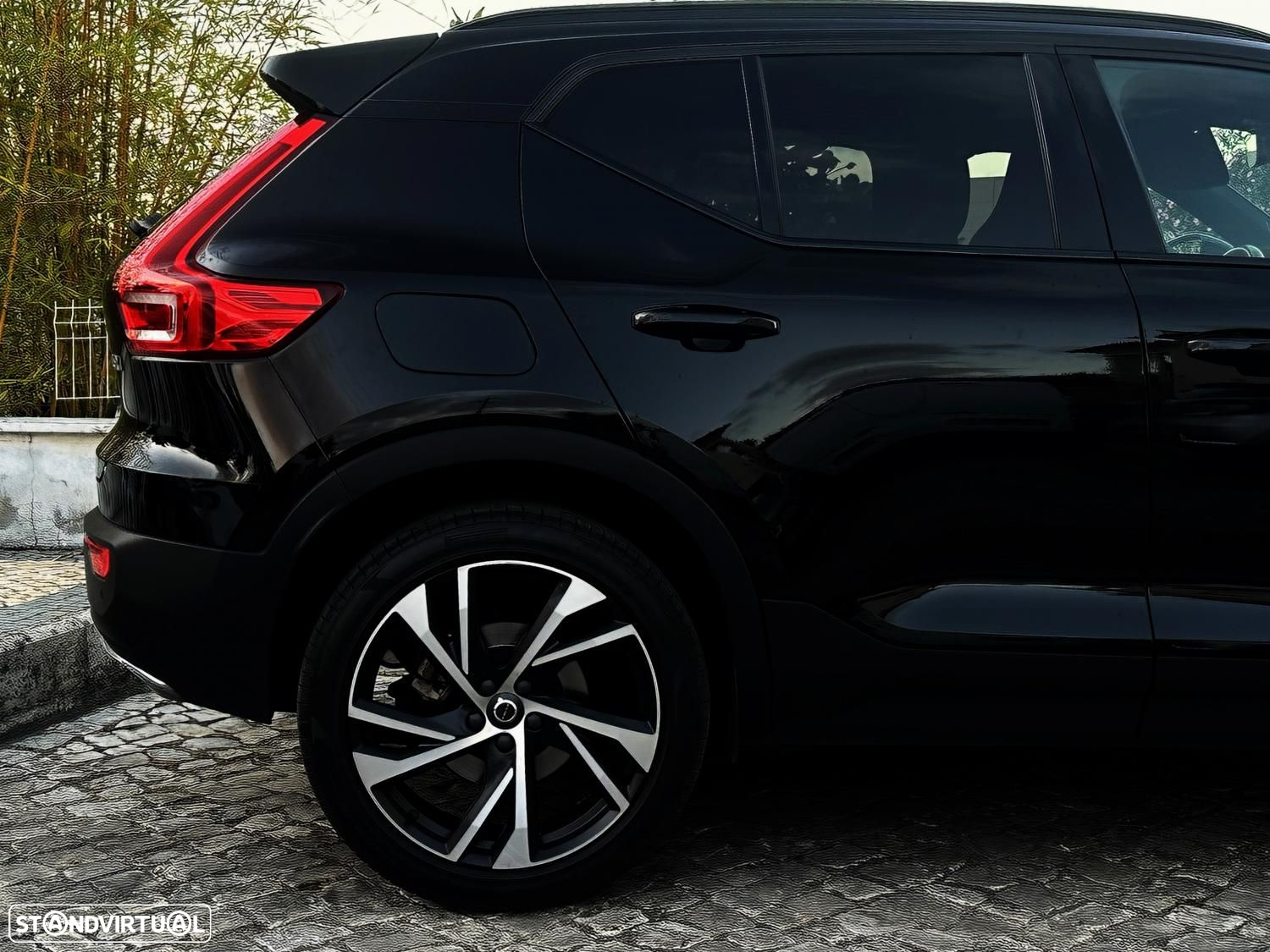 Volvo XC 40 1.5 T5 PHEV R-Design Expression - 9