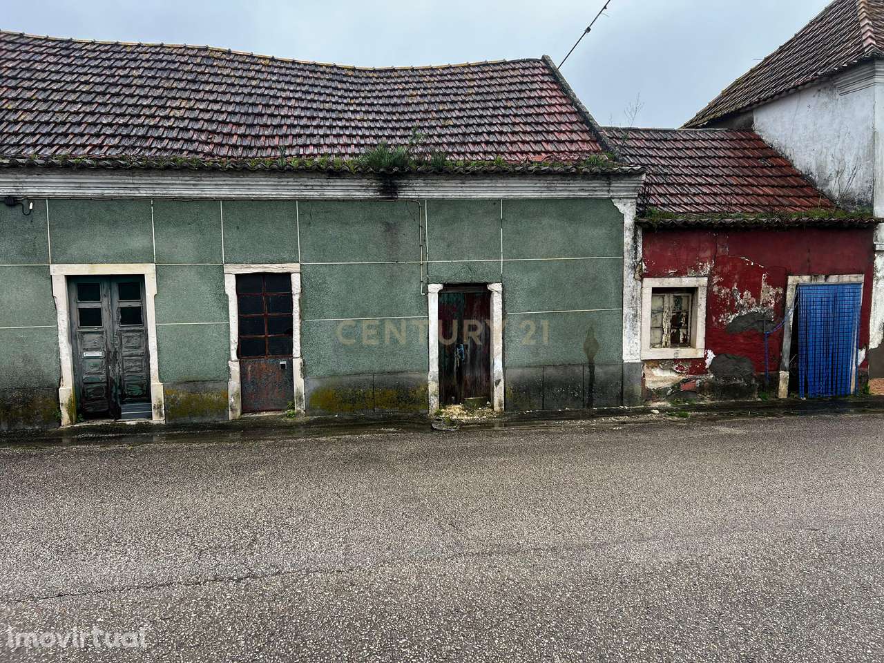 Moradia T5 para Reabilitação Total com Terreno – Fonte da Pedra | Sant - Grande imagem: 3/24