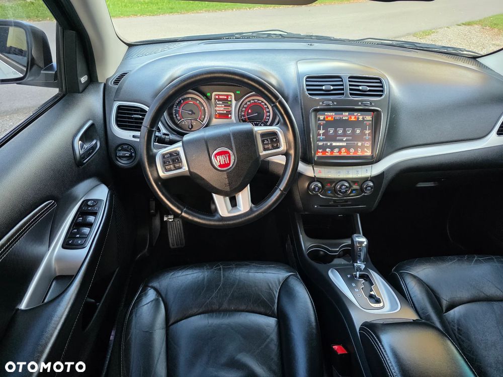 Fiat Freemont 2.0 Multijet Black Code AWD - 31