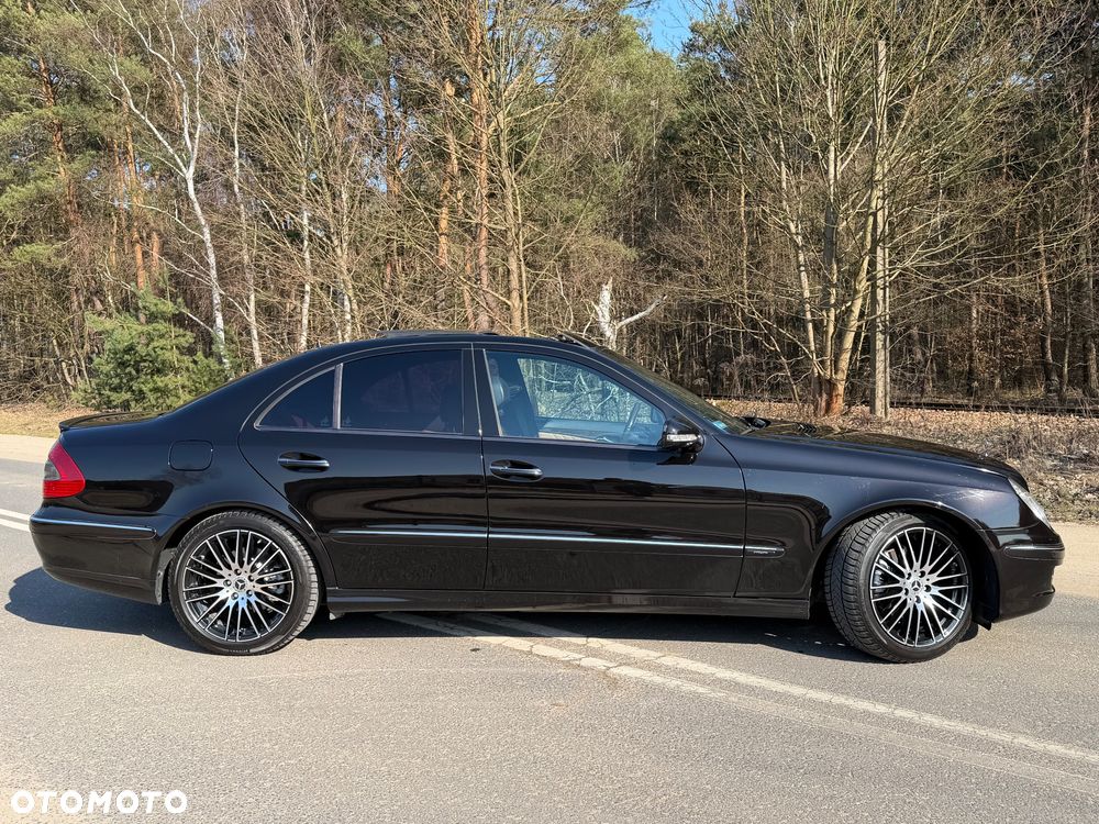 Mercedes-Benz Klasa E 300 BLUETEC 7G-TRONIC Avantgarde DPF - 4