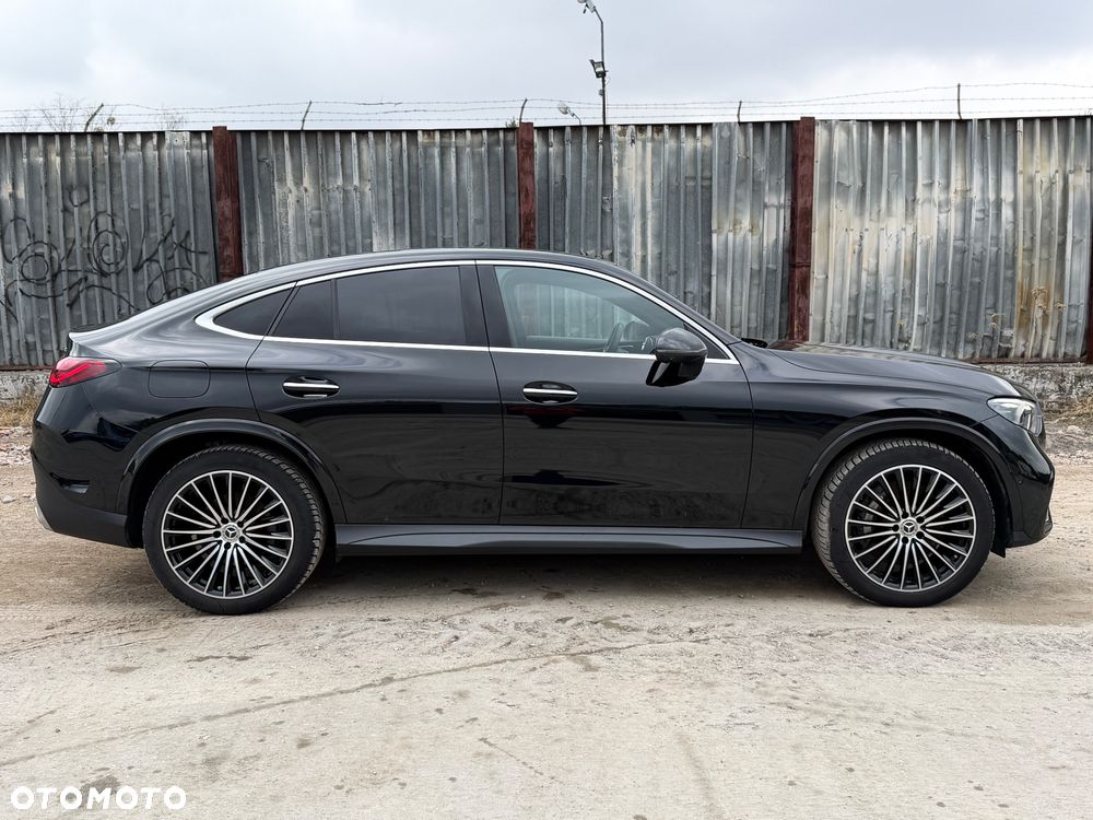 Mercedes-Benz GLC 300 d 4Matic 9G-TRONIC AMG Line - 6