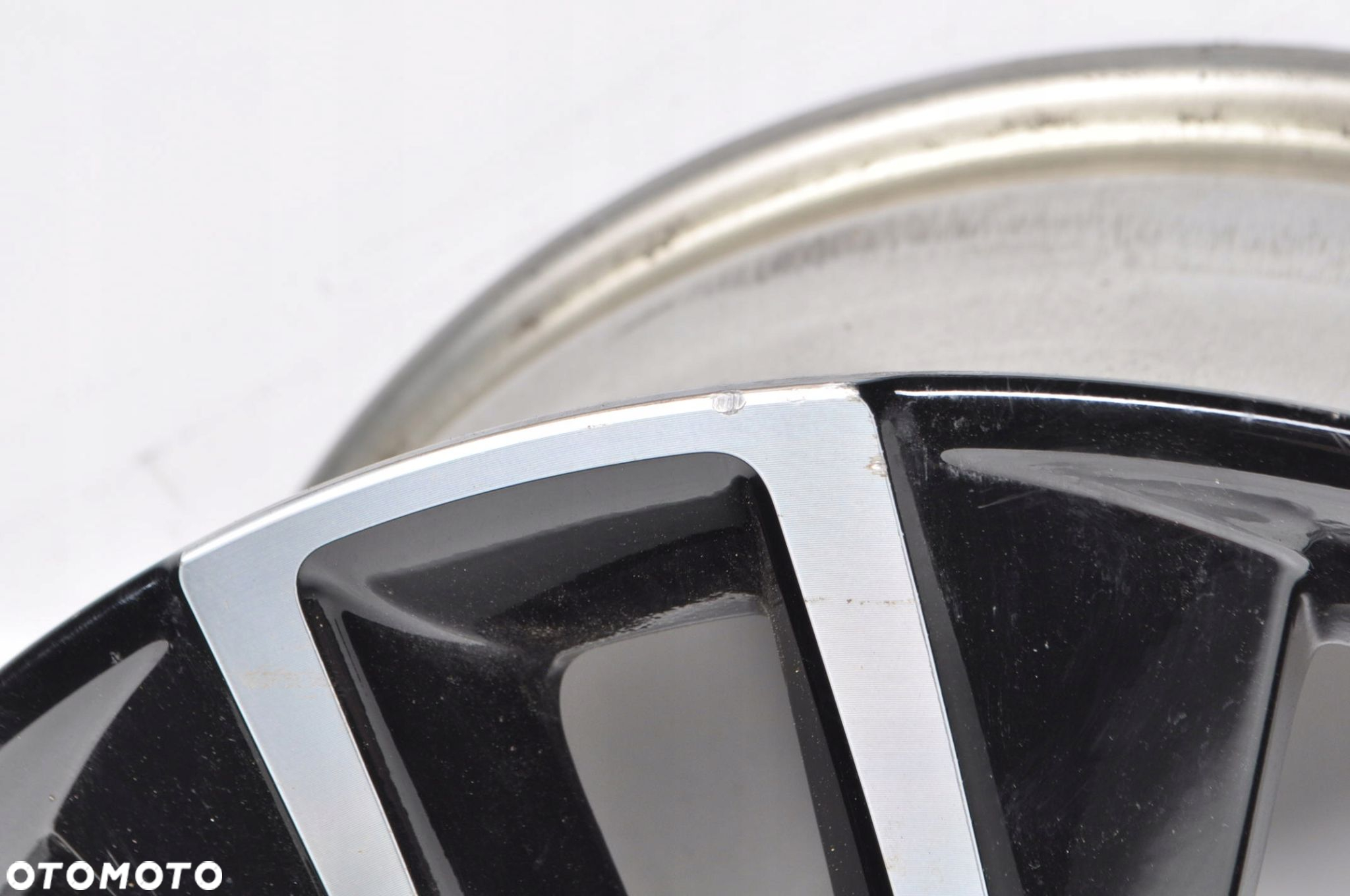 FELGA ALUMINIOWA HONDA R18" 7.5J 5X114.3 ET55  3M018075A - 3