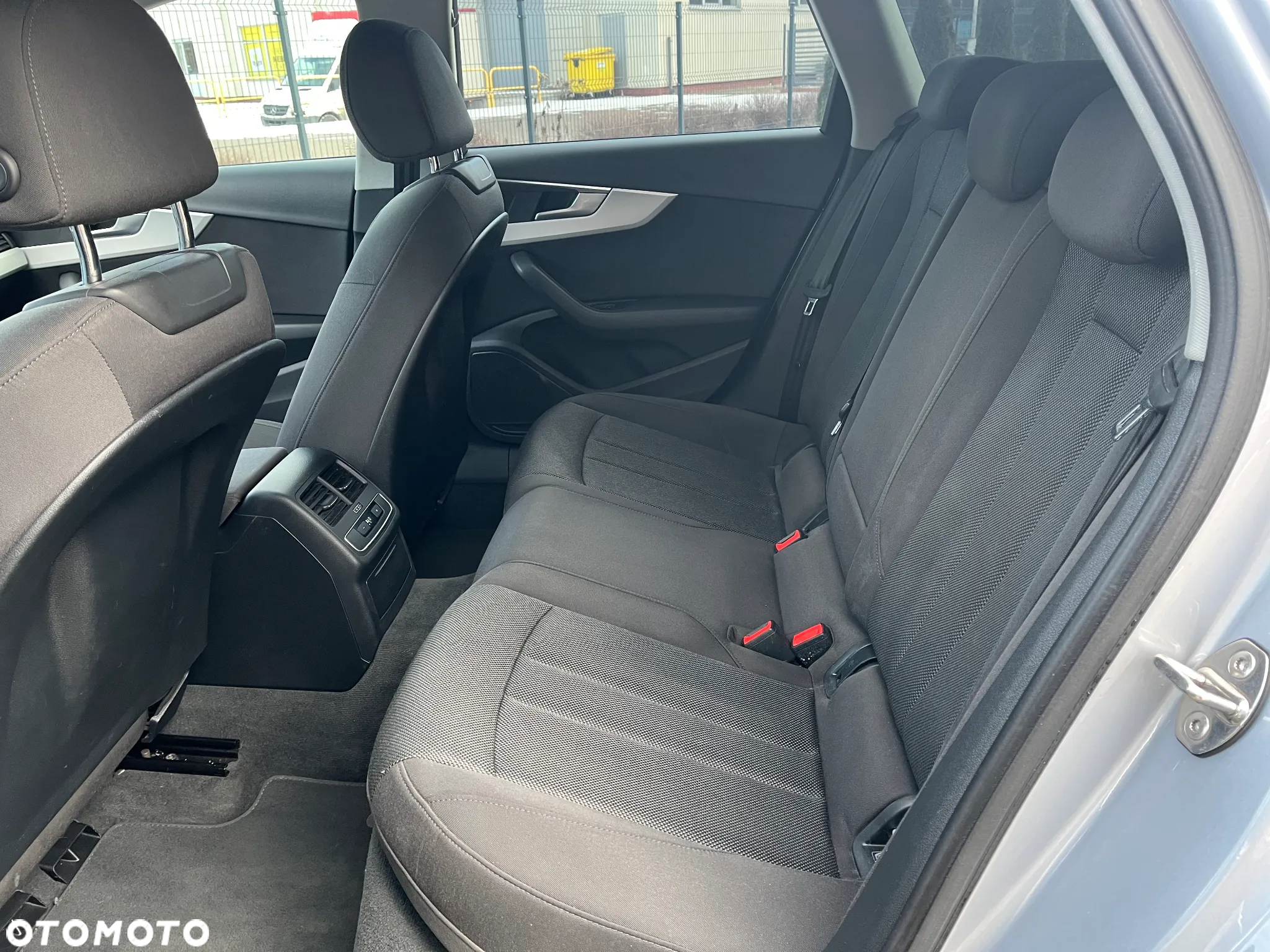 Audi A4 Avant 2.0 TDI DPF Attraction - 12