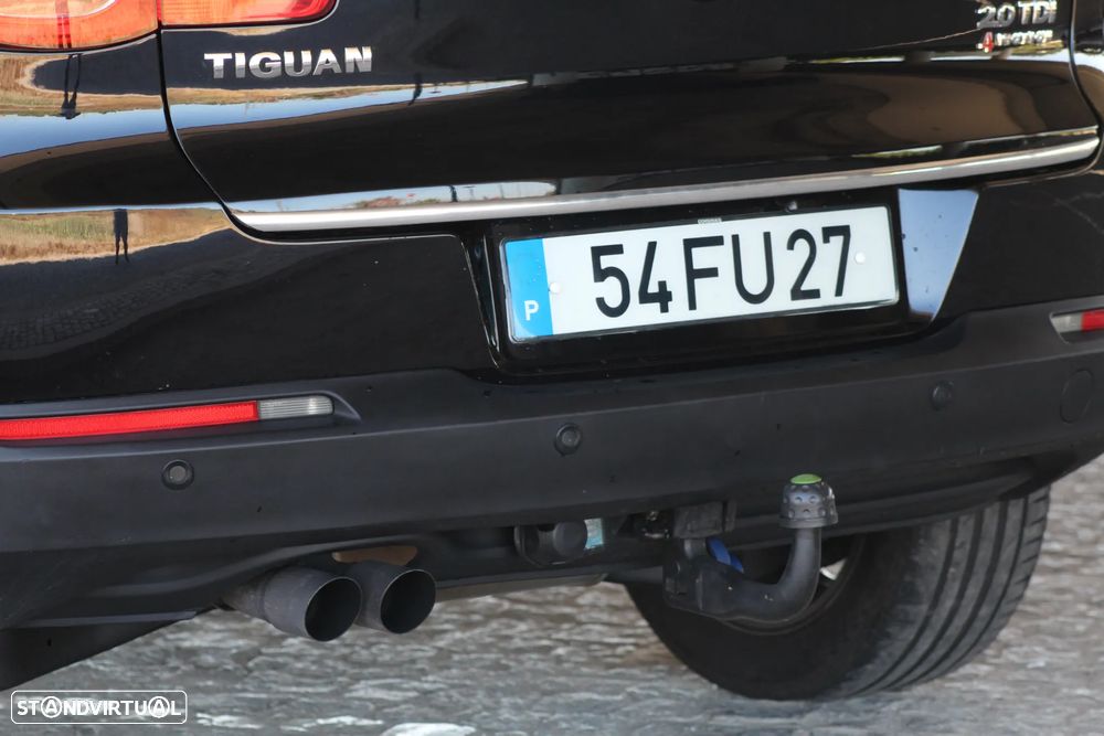 VW Tiguan 2.0 TDI Sport 4Motion - 15