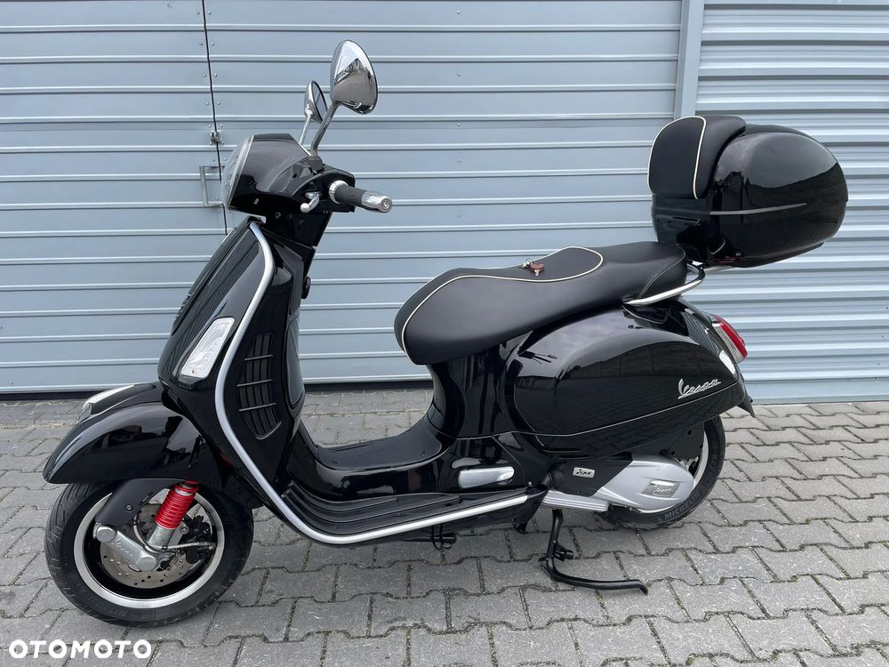 Piaggio Vespa - 13