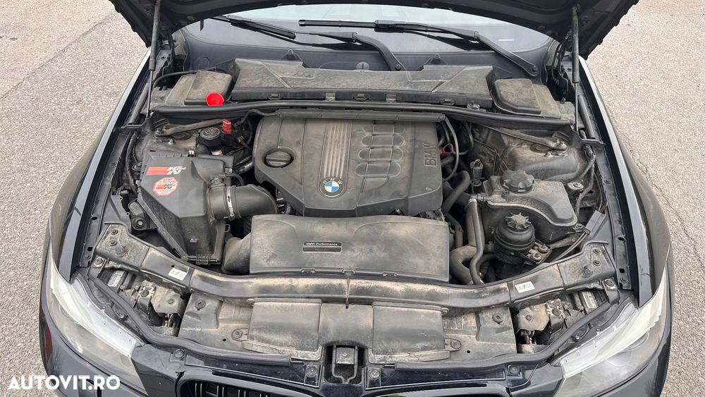 BMW Seria 3 320d xDrive DPF Aut. Edition Sport - 6