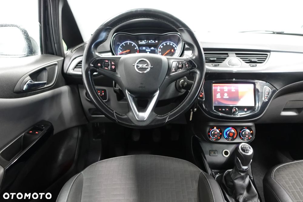 Opel Corsa 1.0 T Cosmo S&S - 29