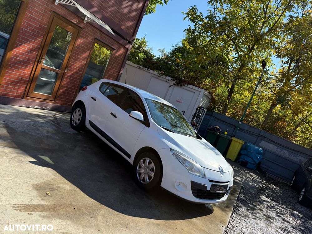 Renault Megane - 2
