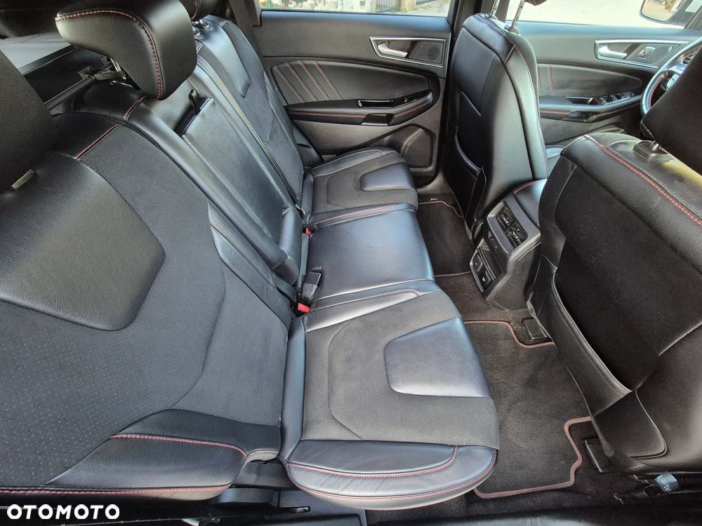 Ford Edge 2.0 EcoBlue Bi-Turbo 4x4 ST-LINE - 19