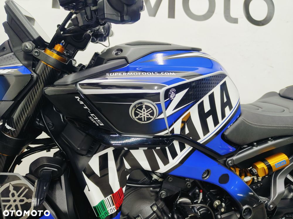 Yamaha MT - 24