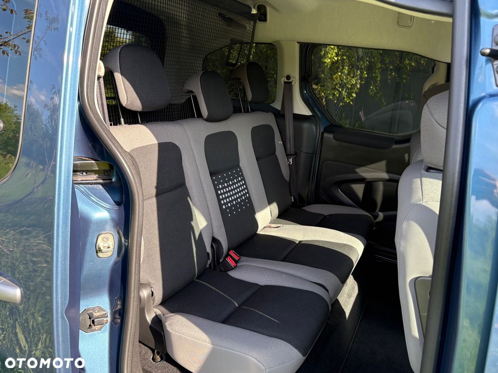 Citroën Berlingo Multispace BlueHDi 120 S&S SHINE - 26