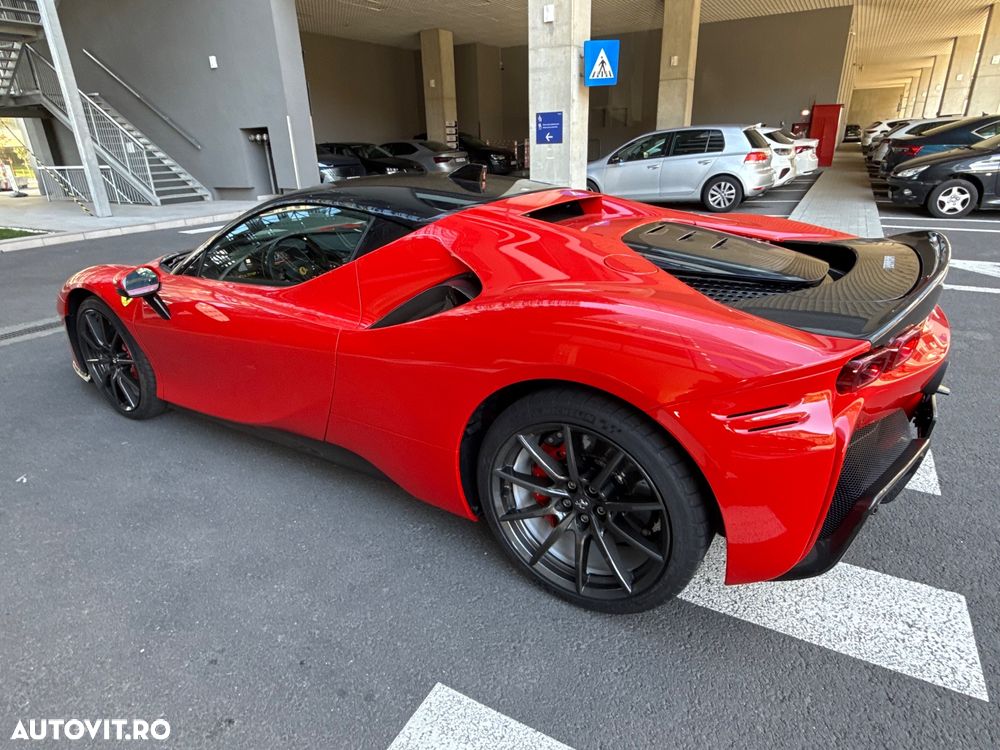Ferrari SF90 Stradale - 8