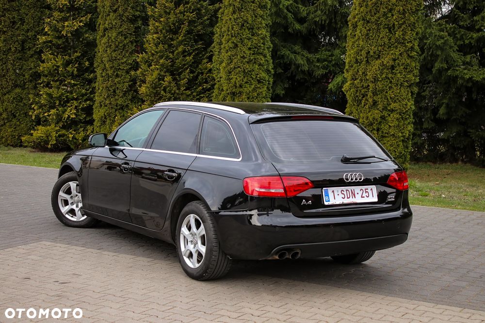 Audi A4 Avant - 15