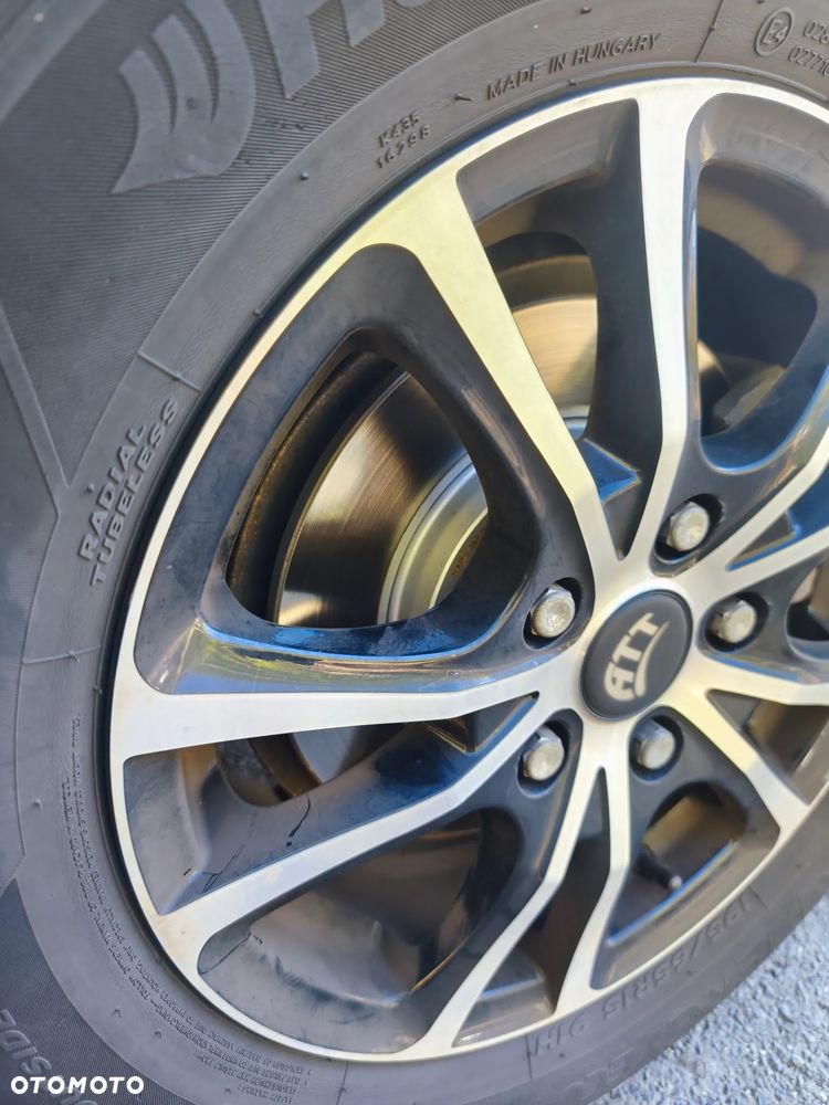 Hyundai i30 - 24