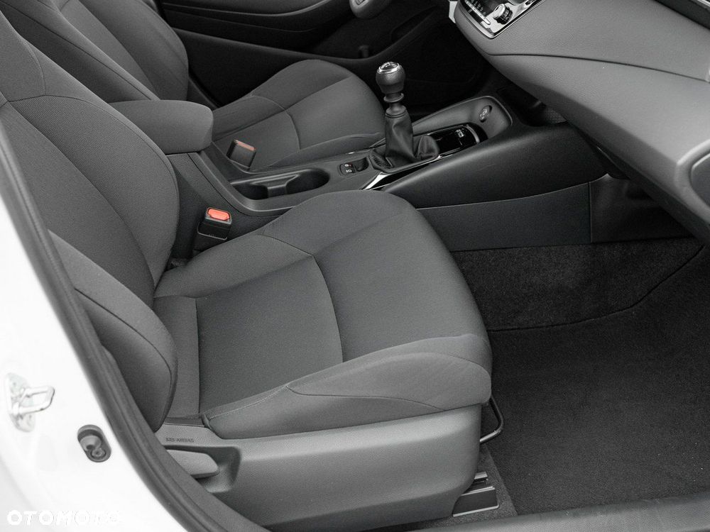 Toyota Corolla 1.2 T Active - 32