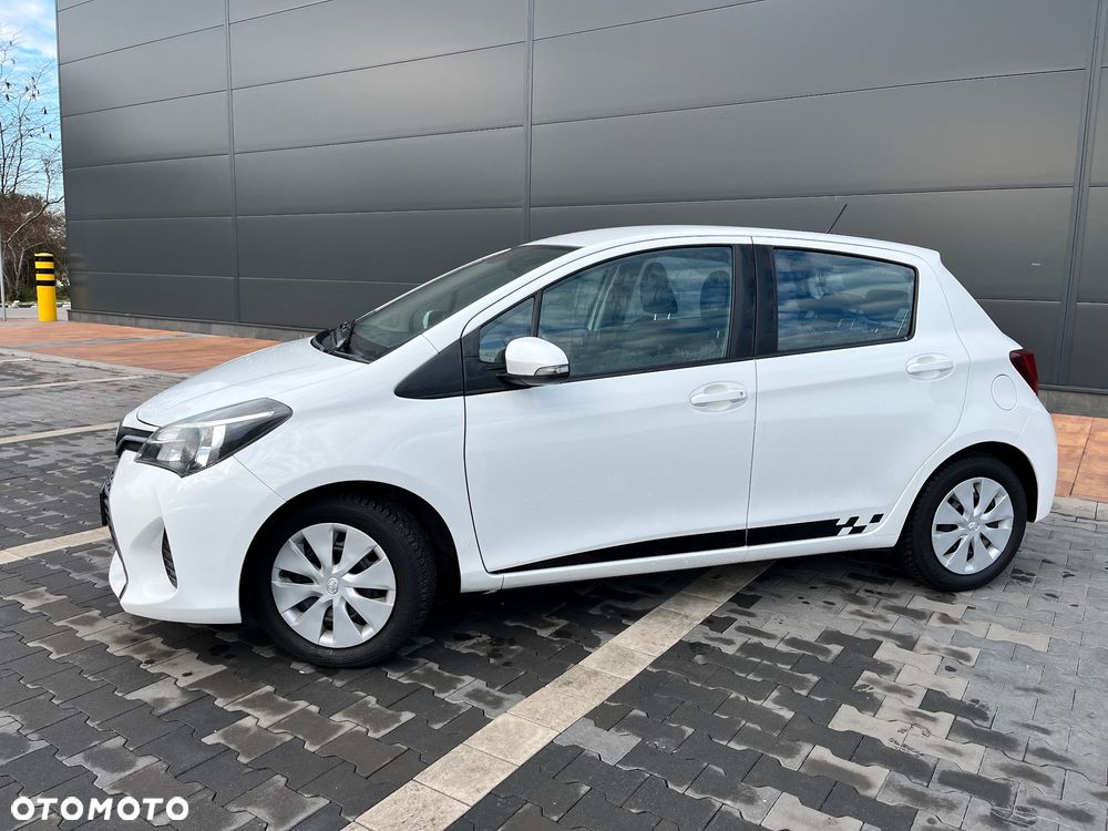 Toyota Yaris - 4